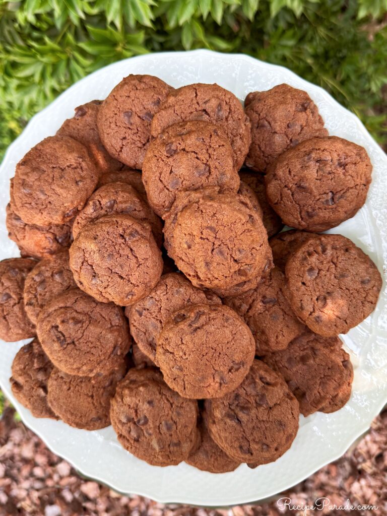Chocolate Pudding Cookies on a platter.